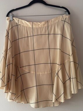 Club Monaco Cream Windowpane A-Line Ruffle Skirt